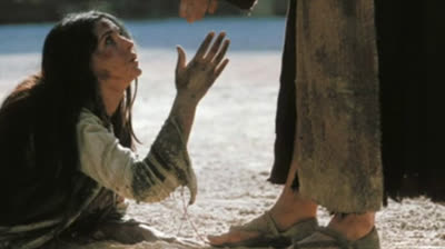 JESUS REY DE AMOR (1) Las maravillas que produce en un hogar entronizar bien al Sagrado Corazón