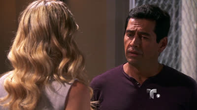 C-42 Doble identidad