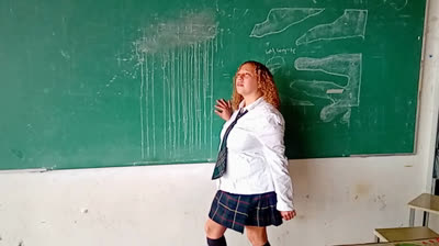 Novia Cumbianchera Yo no te importo canta Giselle Romina Castillo Vargas